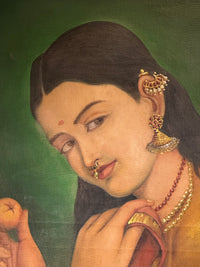 Lady with a fruit