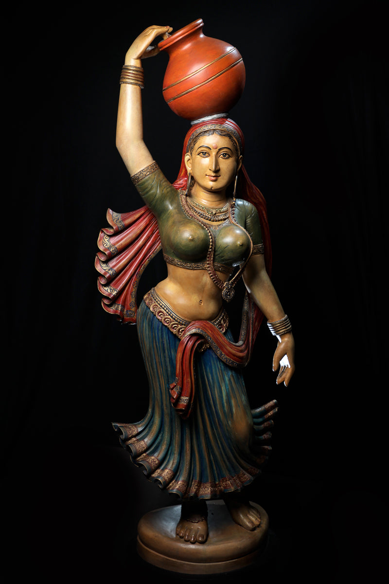 Lady with a pot